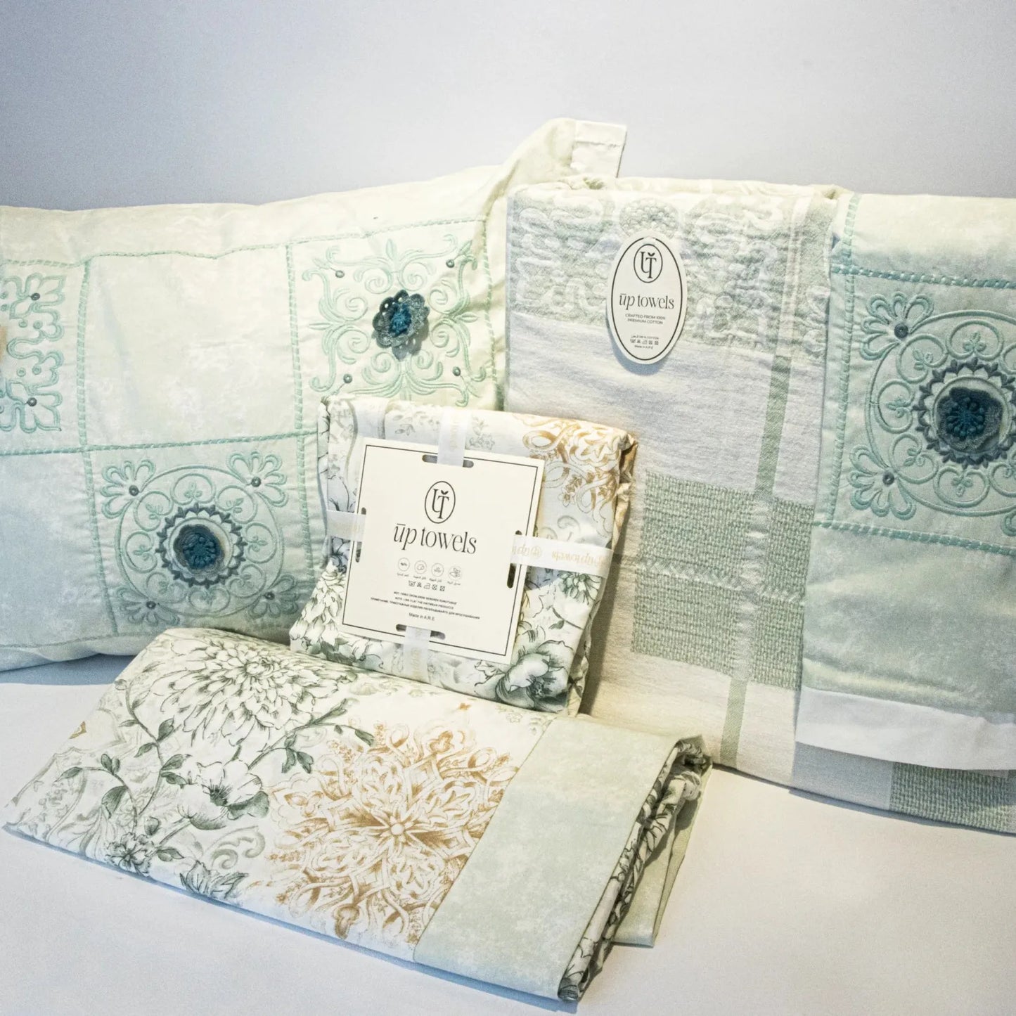 Janella Large 5-Piece Coverlet Set
