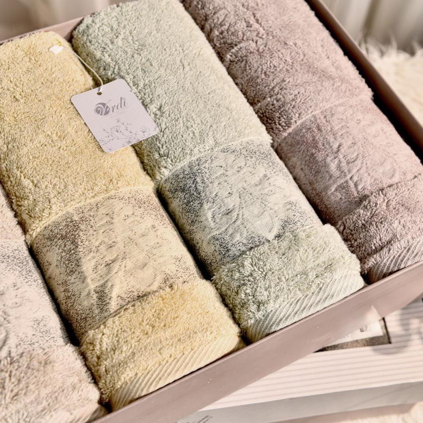 Marsyilia 1 –large face towel