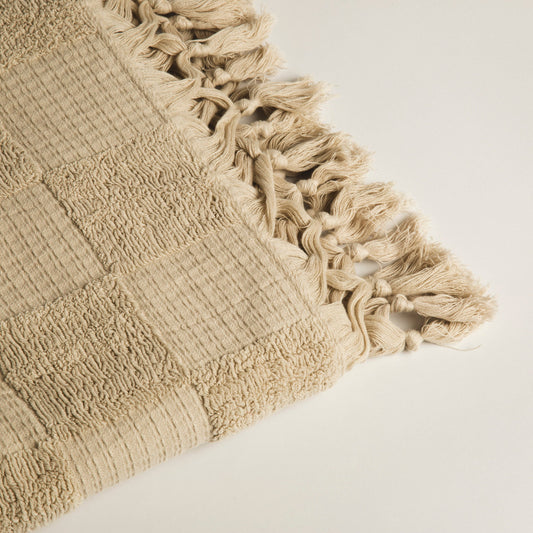 V 011 – Half Bath Towel
