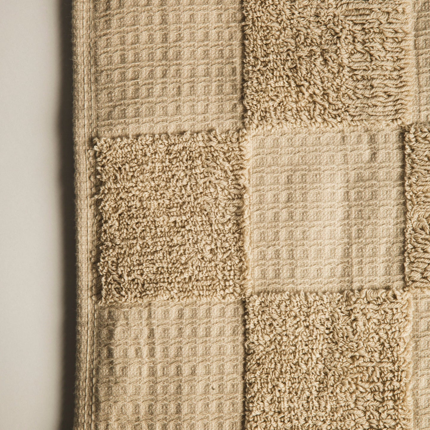 V 011 – Half Bath Towel