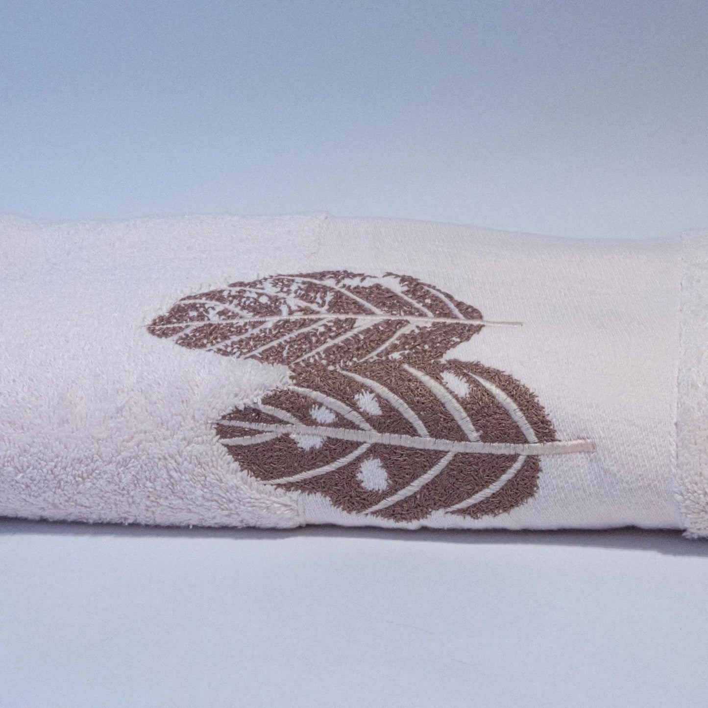 70 cm Nancy Embroidered Towel