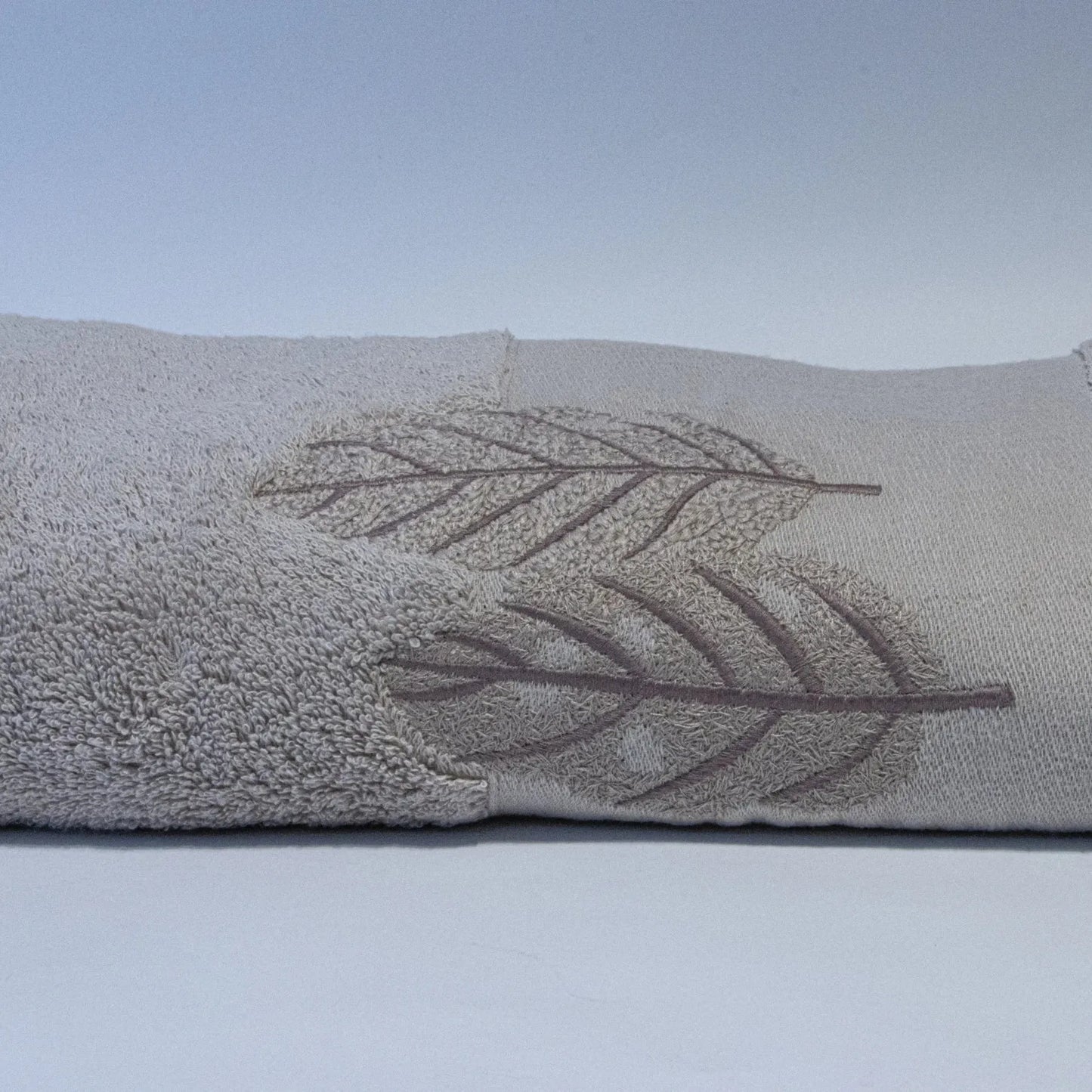 70 cm Nancy Embroidered Towel