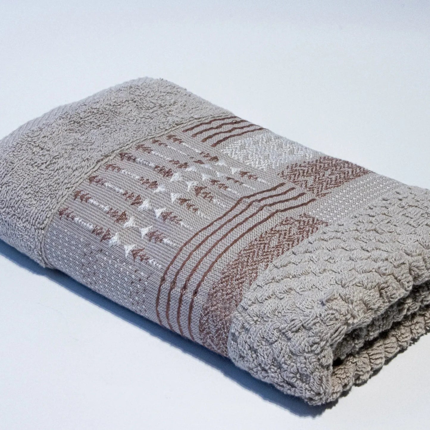 70 cm Donia Towel M (2) Border