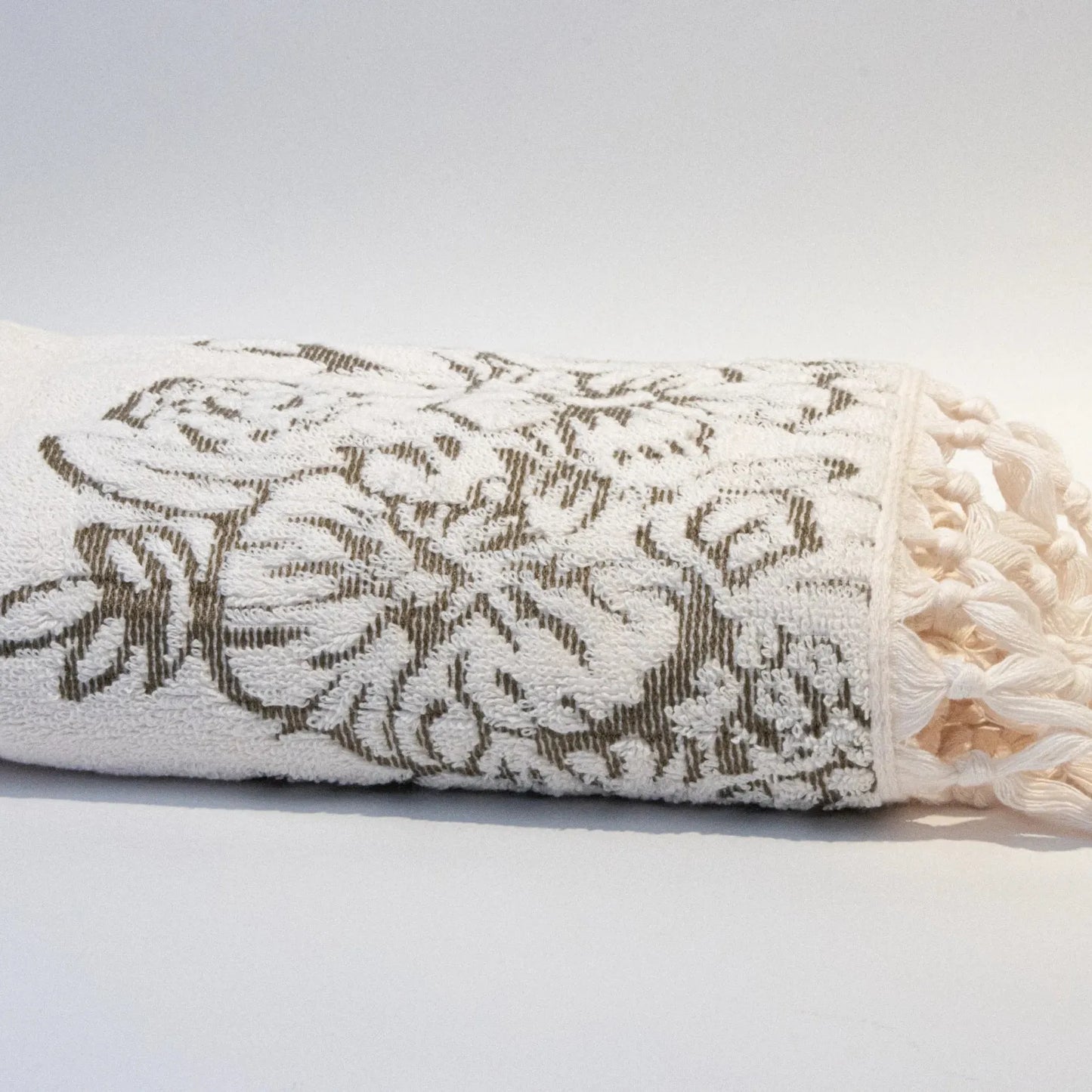 Rania 3 – Large Face Towel