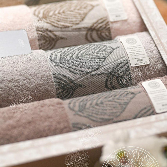Berlin 2 – Full Bath Towel