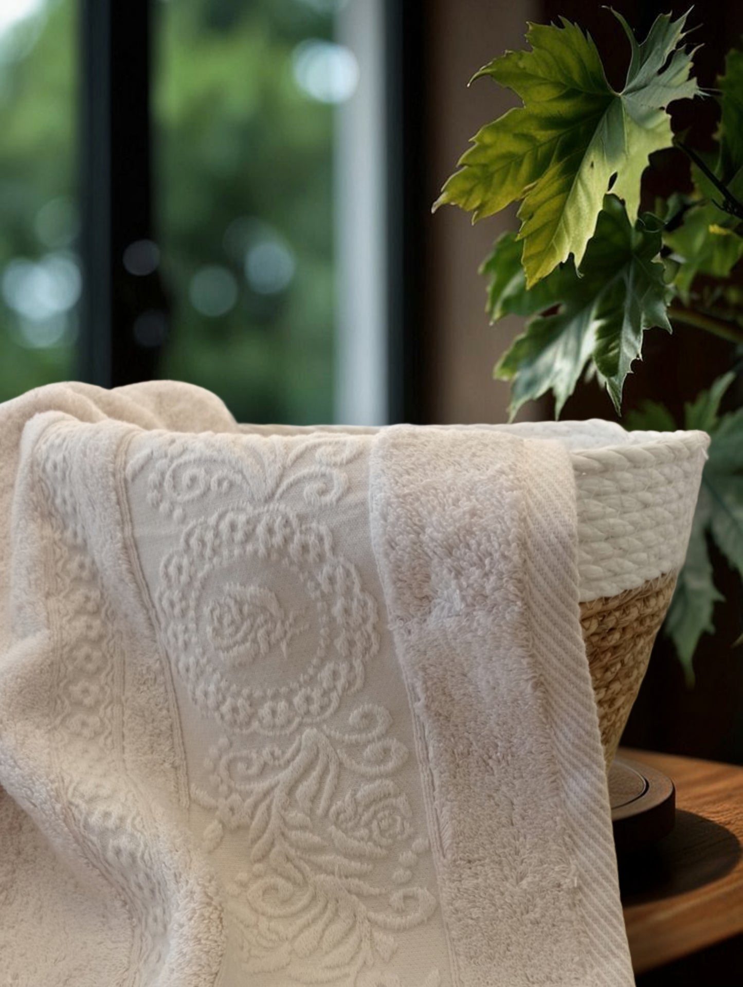 V02 half bath towel